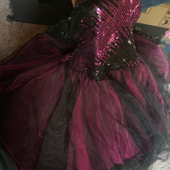 Jolie Prom full length ball gown - Picture 2 of 2